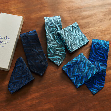 [2月25日販売開始]WAVE HEAD ネクタイ・ポケットチーフ