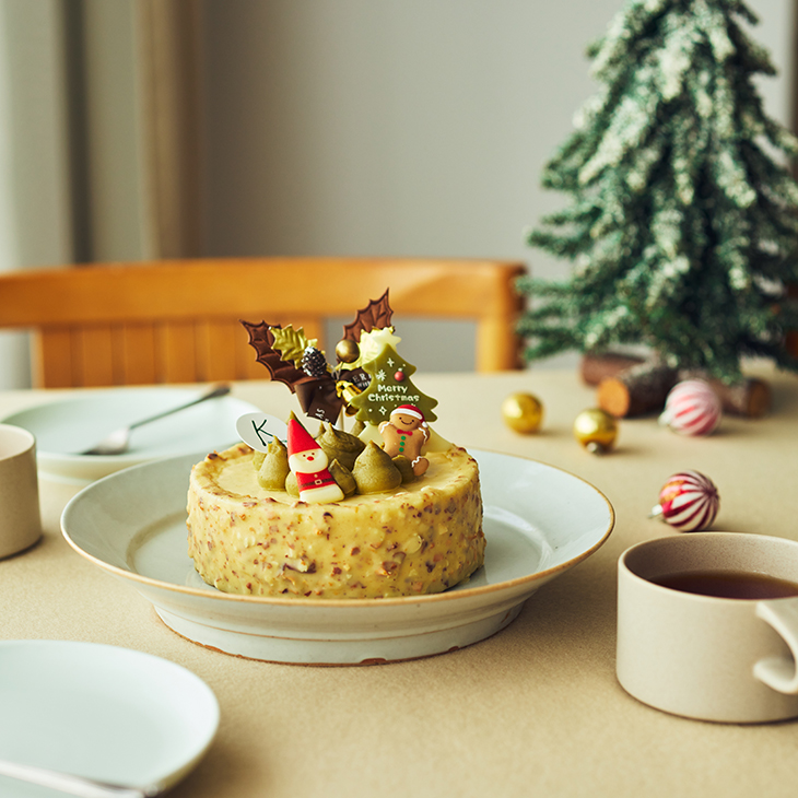 （11月5日販売開始）（12月4日発送）ピスタチオといちごのババロアケーキ ピスフレサ