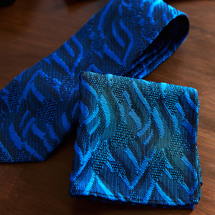 [2月25日販売開始]WAVE HEAD ネクタイ・ポケットチーフ